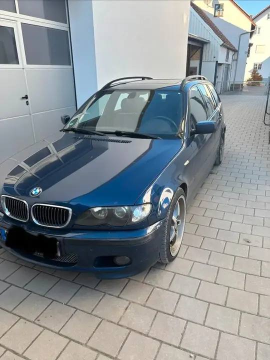 BMW 330I