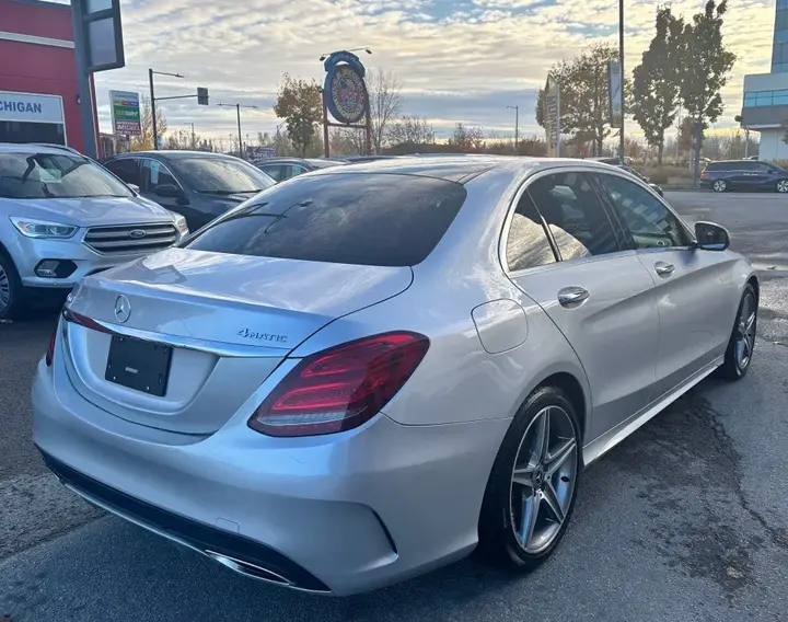 Mercedes-Benz C-Class 2018 photo 3