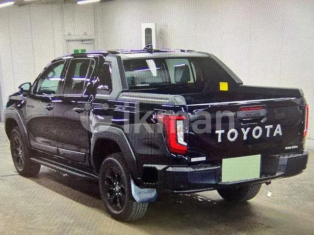 Toyota Hilux 2026 photo 5