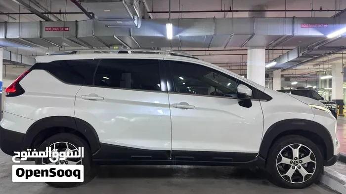 Mitsubishi Xpander Cross 2023 photo 4