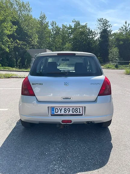 Suzuki Swift 2006 photo 4