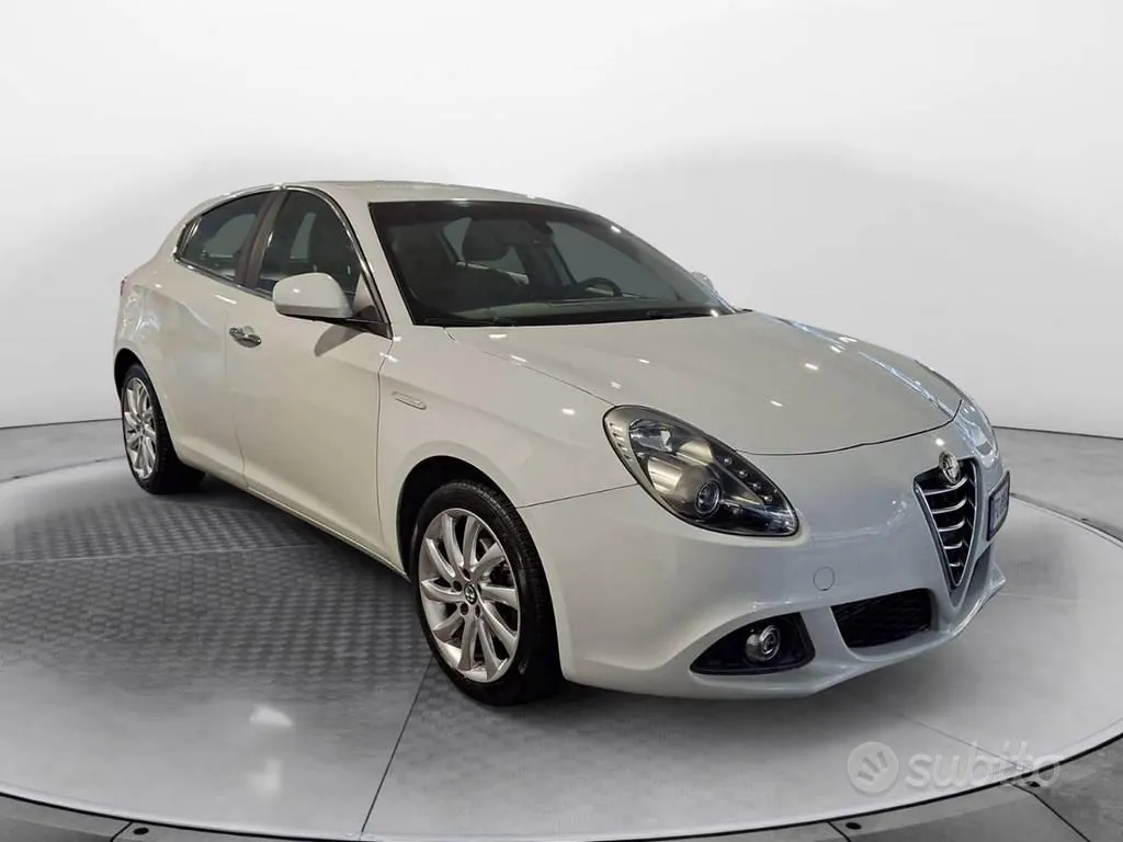 Alfa Romeo Giulietta 2016 photo 3