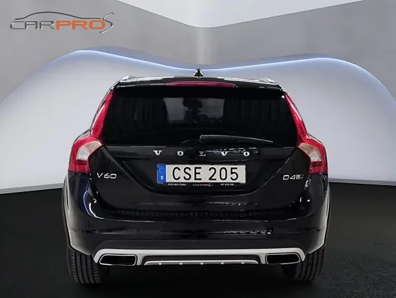 Volvo V60 Cross Country 2018 photo 4