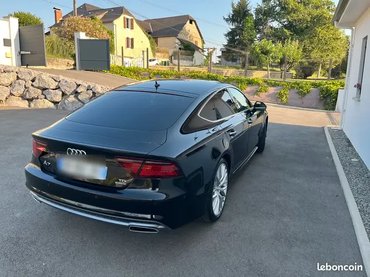 Audi A7 2015 photo 2