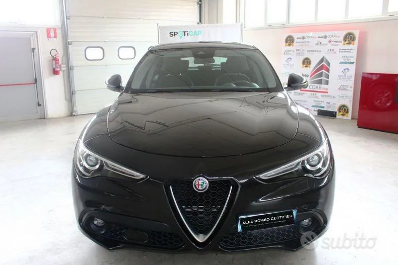 Alfa Romeo Stelvio 2018 photo 2