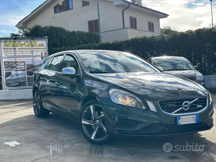 Volvo V60 2011 photo 2