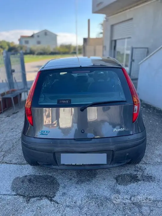 Fiat Punto 2000 photo 4