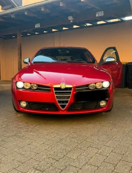 Alfa Romeo 159