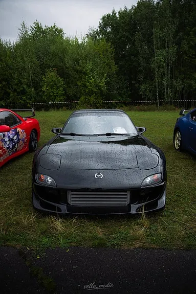 Mazda Rx-7 1993 photo 2