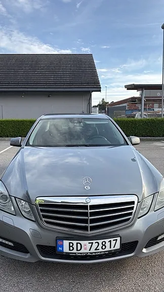 Mercedes-Benz E200 D 2010 photo 5