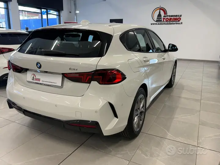 BMW 120 2024 photo 4