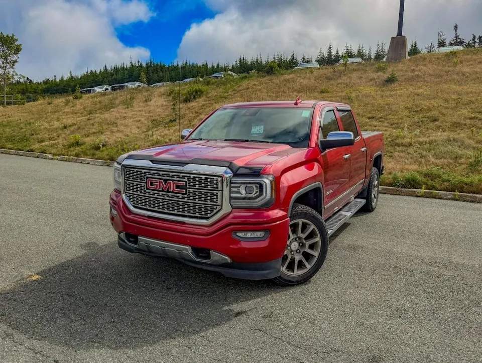 GMC Sierra 1500 2018 photo 2