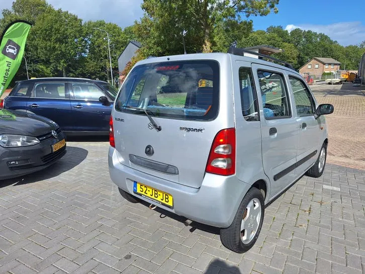 Suzuki Wagon R 2002 photo 3