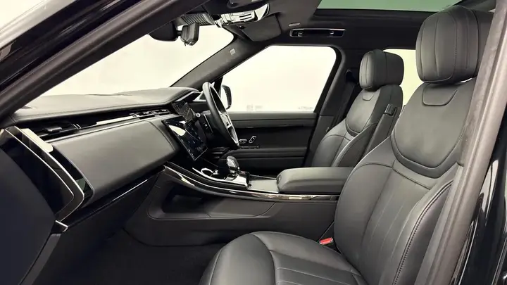Land Rover Range Rover Sport 2024 photo 3