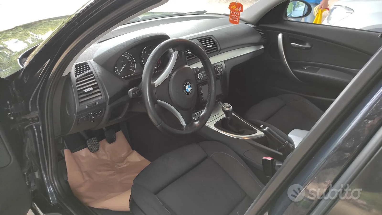 BMW 123D 2009 photo 4