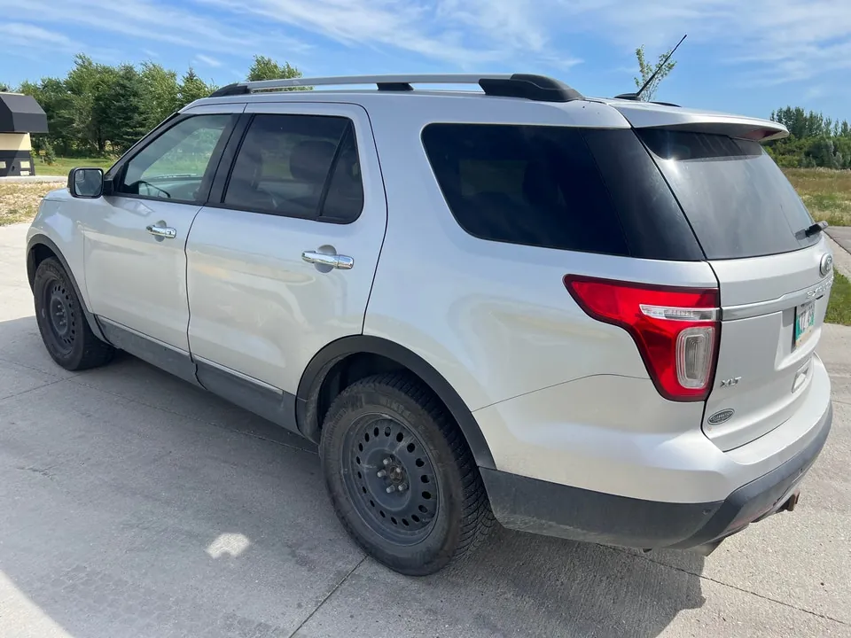 Ford Explorer 2014 photo 5
