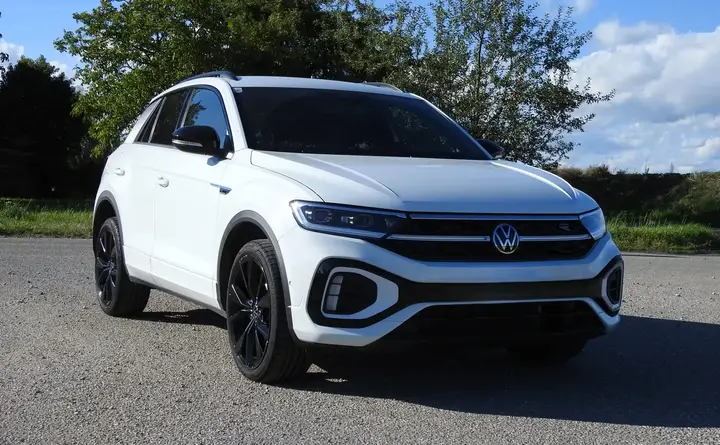 Volkswagen T-Roc 2022 photo 2