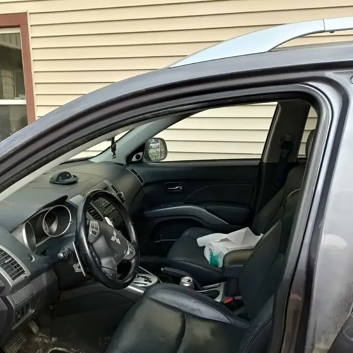 Mitsubishi Outlander 2009 photo 4