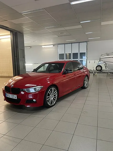 BMW 320D 2013 photo 2