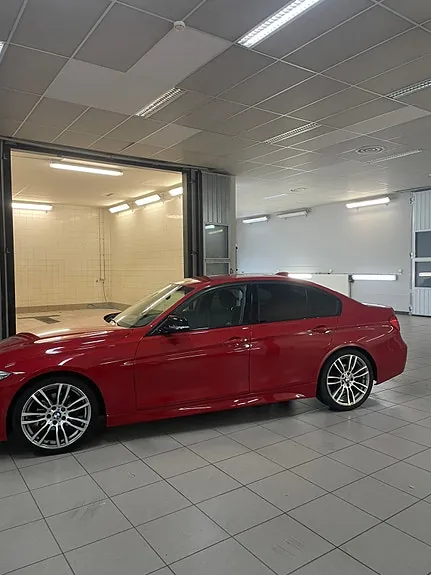 BMW 320D 2013 photo 3