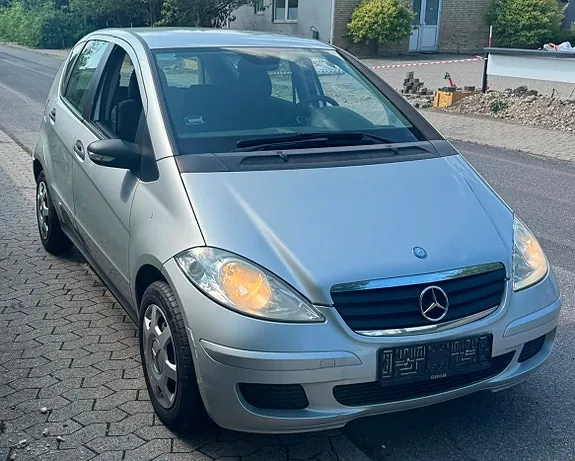 Mercedes-Benz A160 2008 photo 2