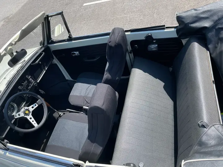 Volkswagen Käfer 1972 photo 2