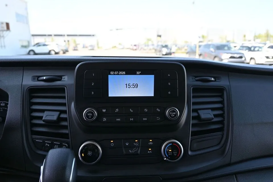 Ford Transit 2024 photo 4