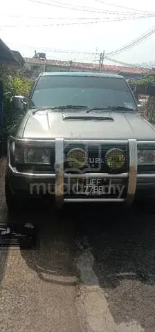 Isuzu Trooper