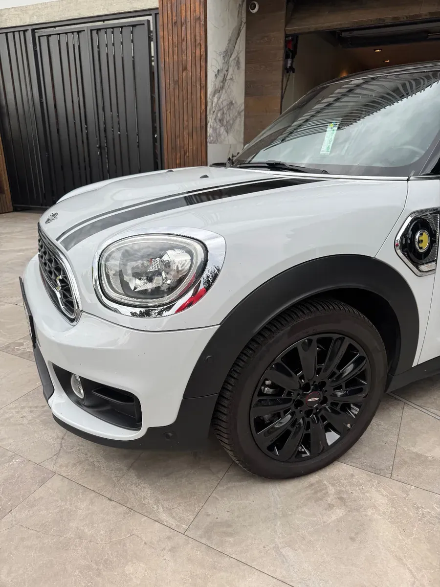 Mini Countryman 2018 photo 2