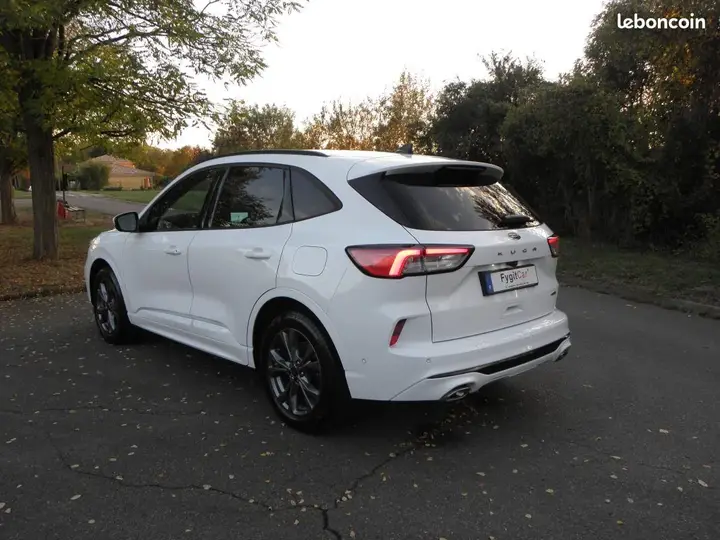Ford Kuga 2023 photo 3