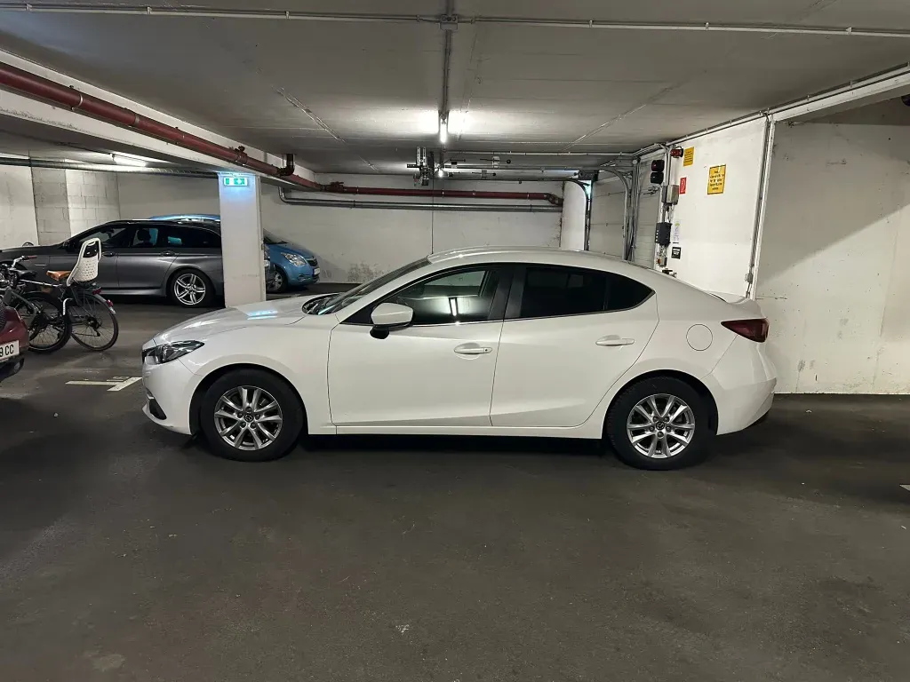 Mazda Mazda3 2016 photo 2