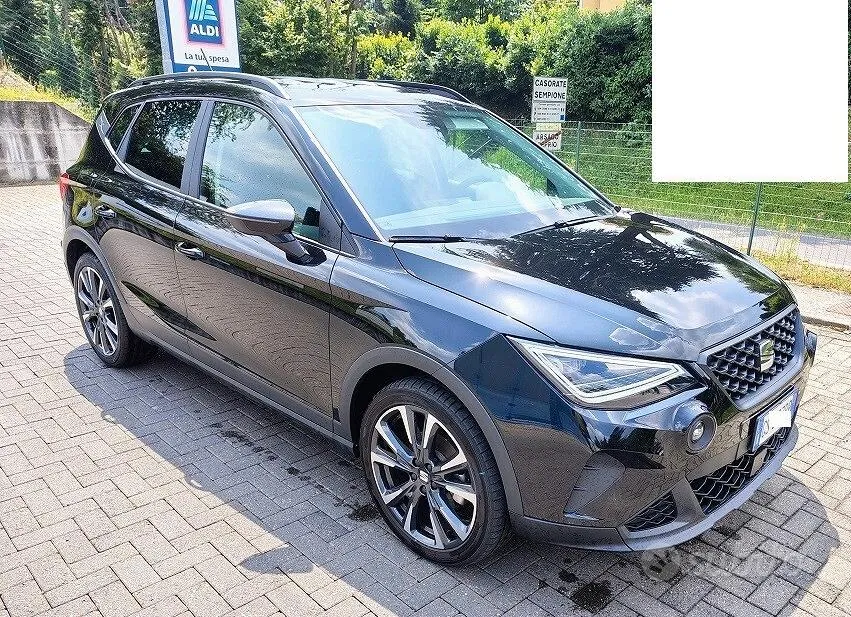 Seat Arona 2024 photo 3