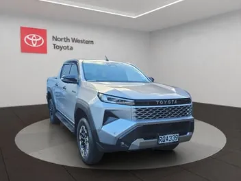 Toyota Hilux 2026 photo 2