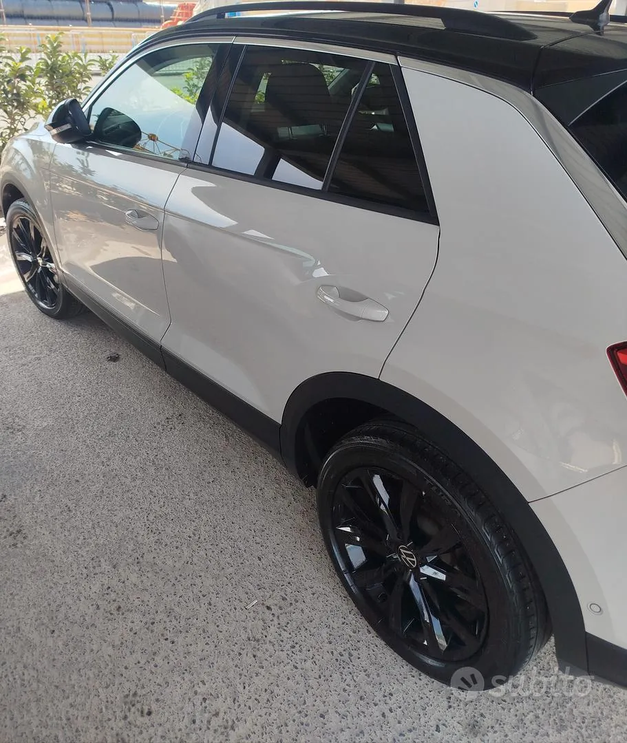 Volkswagen T-Roc 2023 photo 4