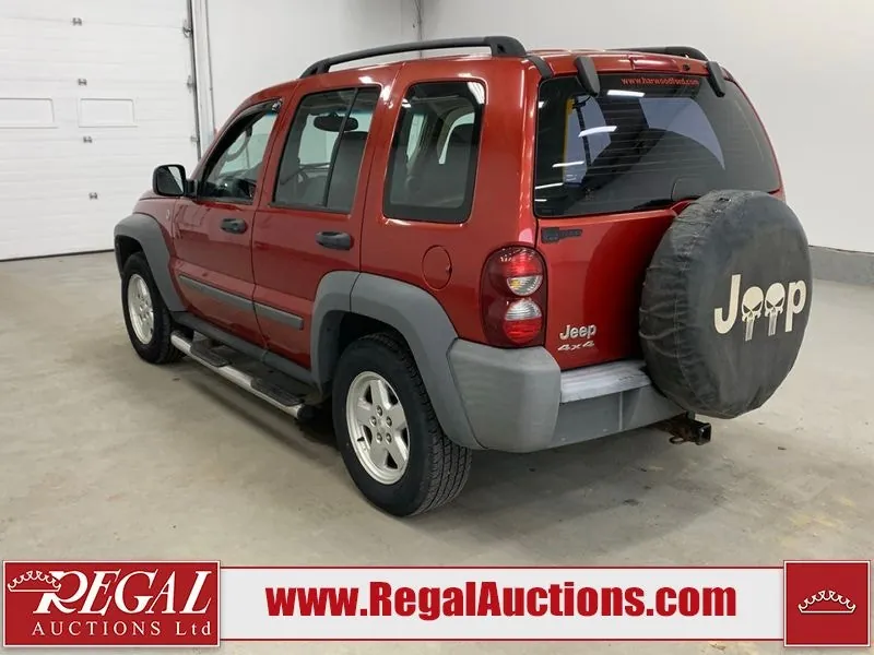 Jeep Liberty 2006 photo 4