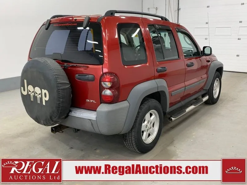 Jeep Liberty 2006 photo 3