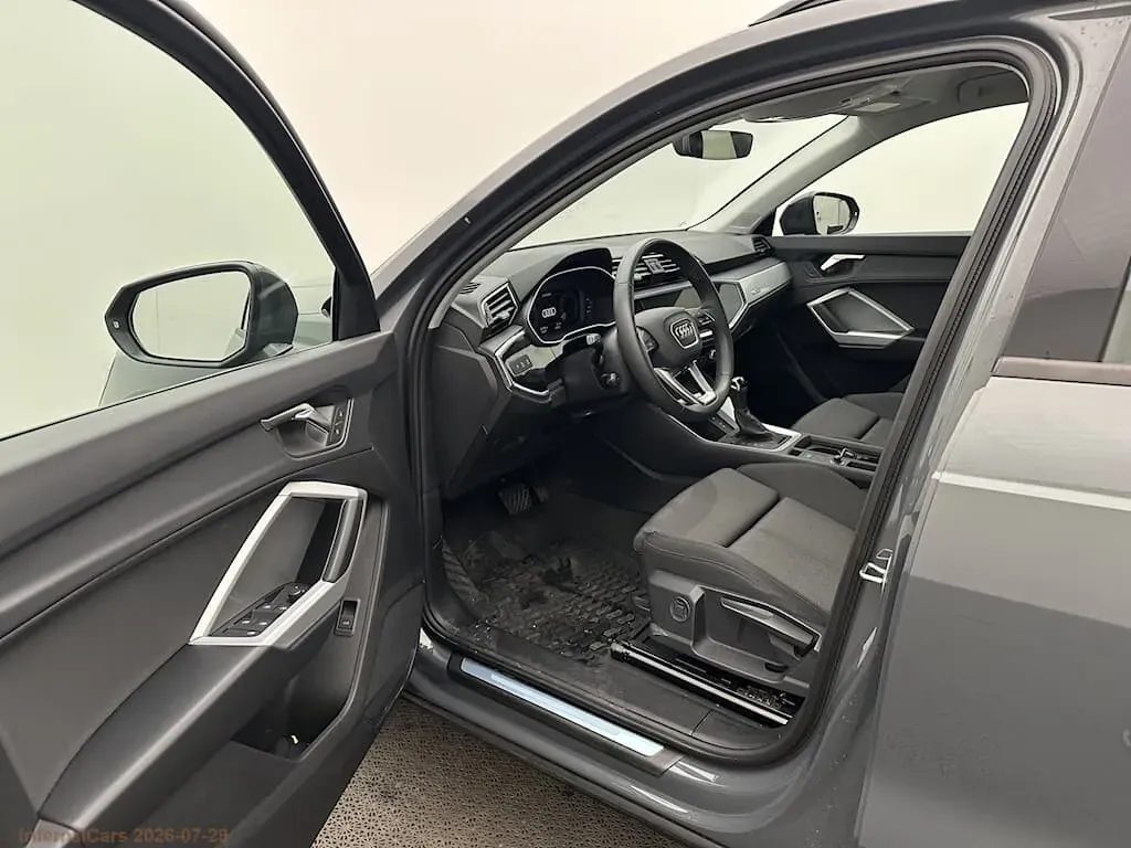 Audi Q3 2025 photo 3