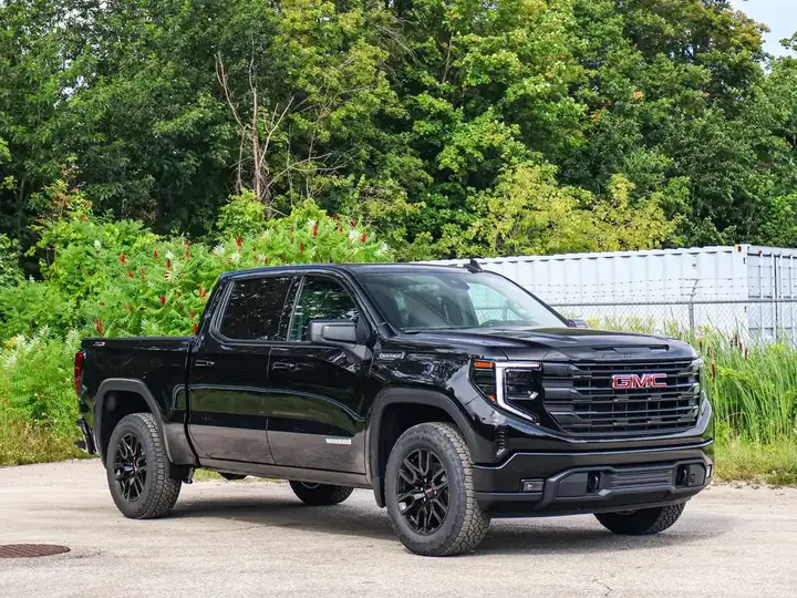 GMC Sierra 1500 2026 photo 3