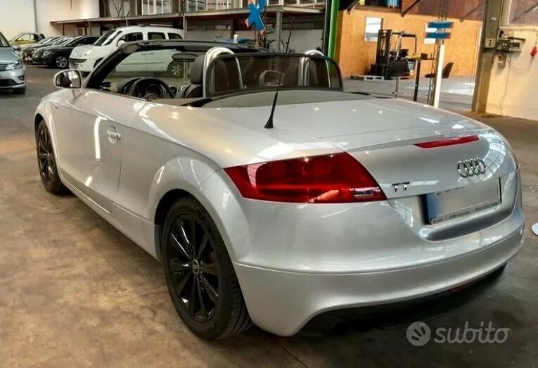 Audi Tt Roadster 2011 photo 3