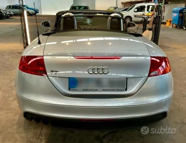 Audi Tt Roadster 2011 photo 5