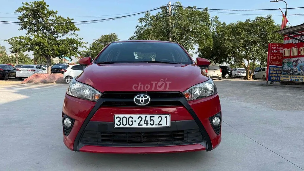 Toyota Yaris 2014 photo 2
