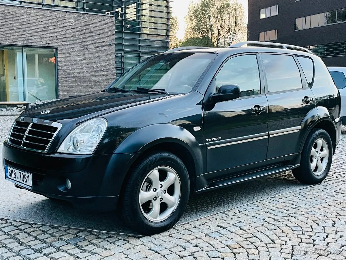 KG Mobility Rexton 2009 photo 2