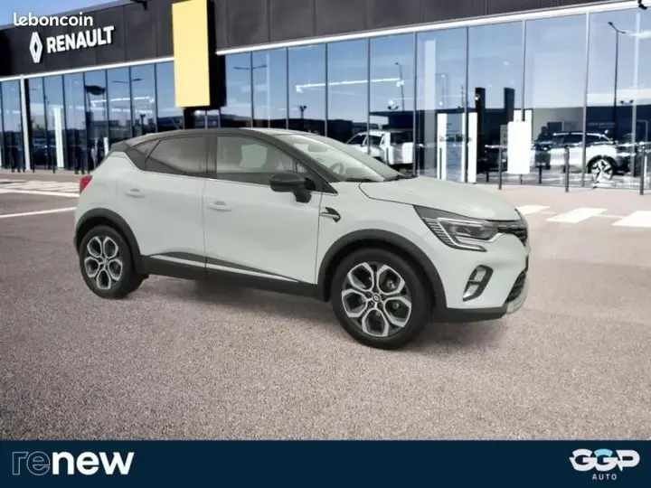 Renault Captur 2023 photo 4