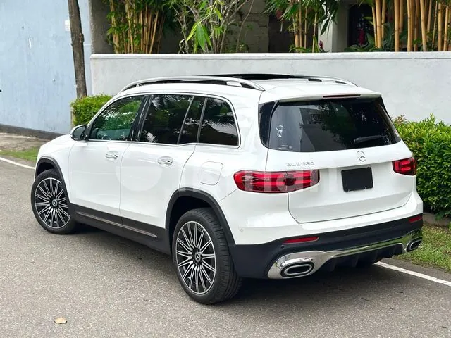 Mercedes-Benz Glb 2025 photo 4