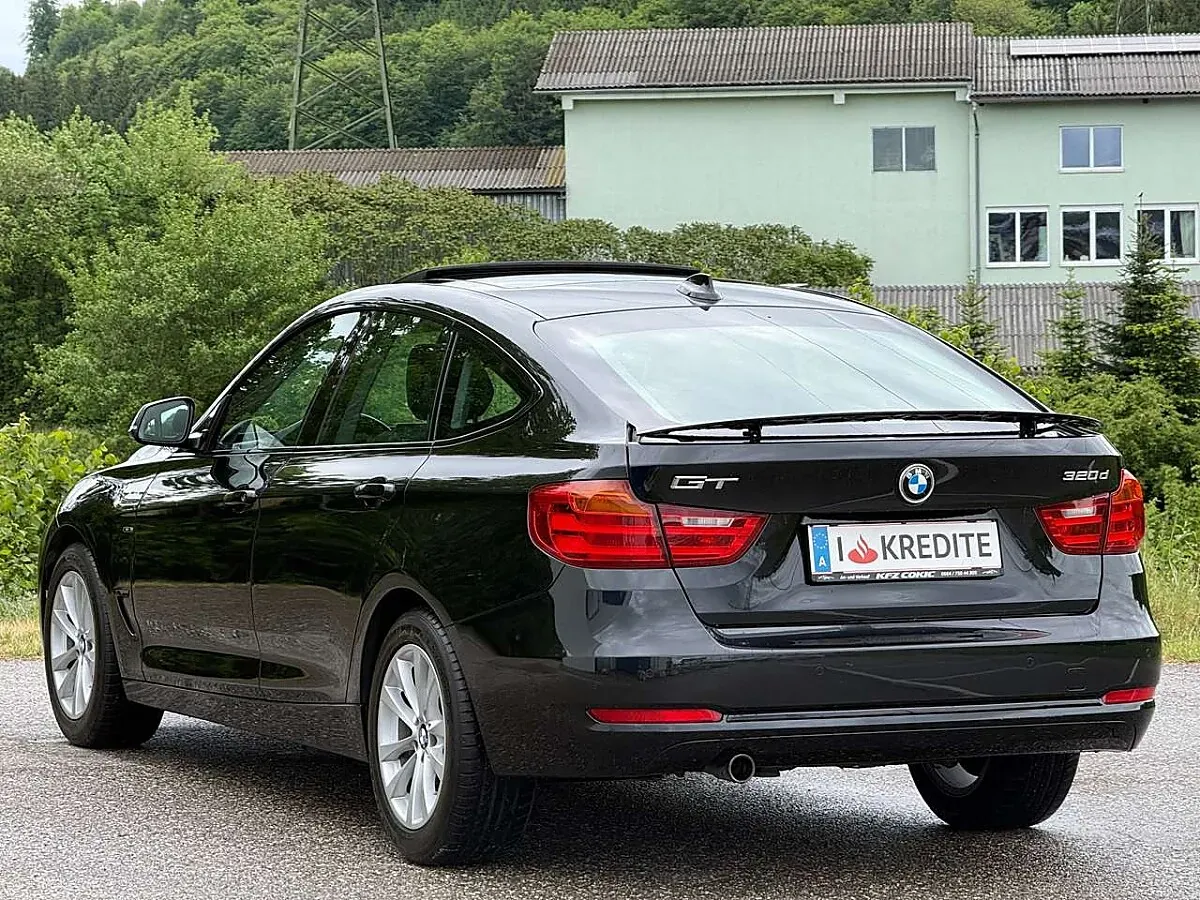 BMW 3 Series 2013 photo 3