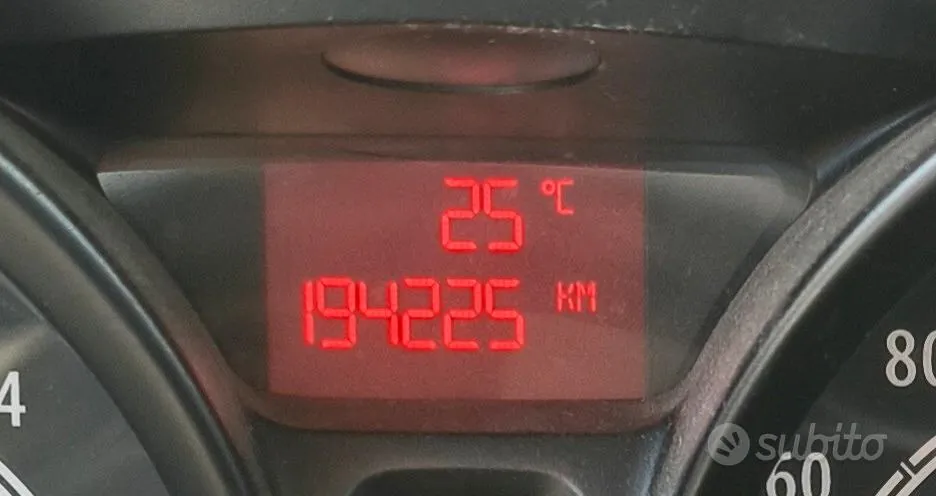 Ford Fiesta 2010 photo 5