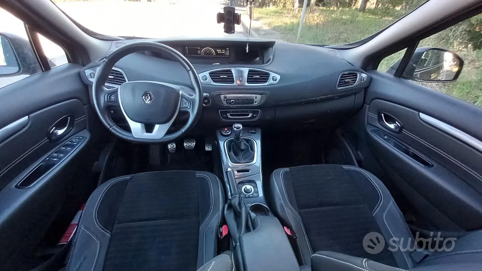 Renault Scenic 2014 photo 5