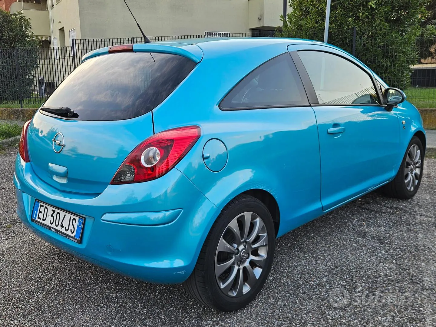 Opel Corsa 2010 photo 4