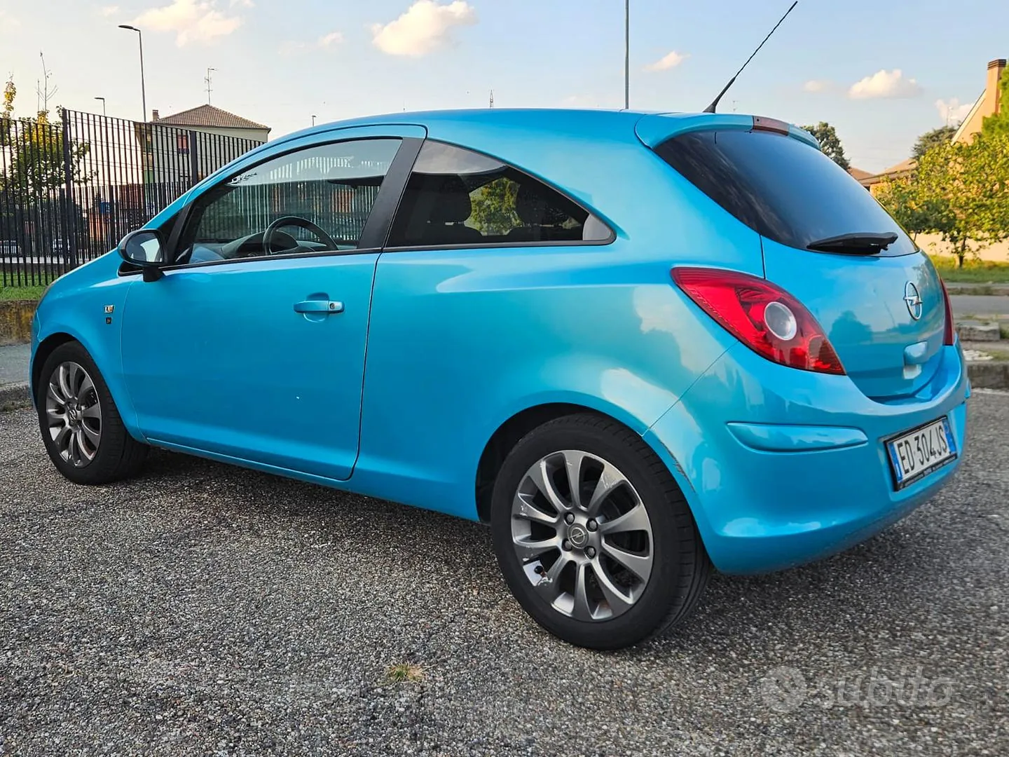 Opel Corsa 2010 photo 5