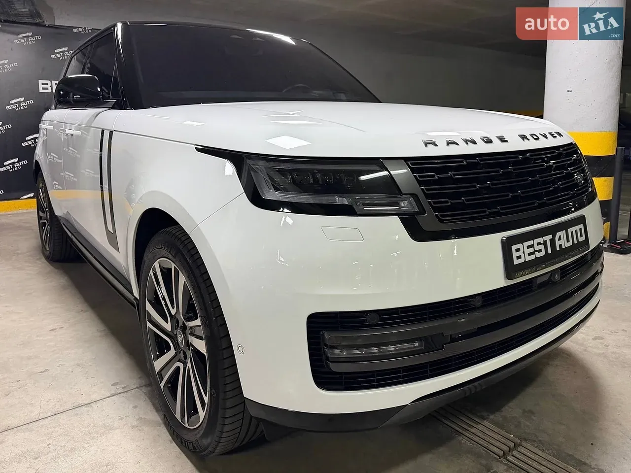 Land Rover Range Rover 2023 photo 5